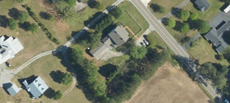 3423 Hwy 319th E