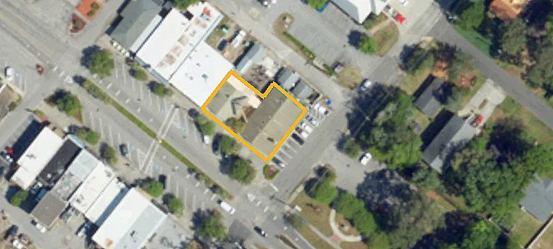 810 Surfside Dr