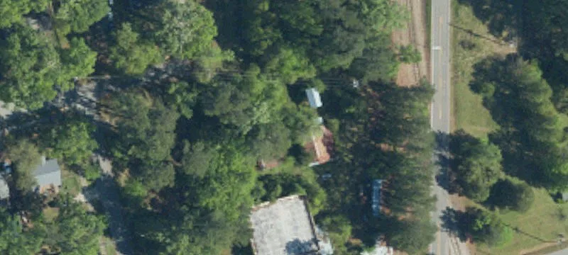 Lakeside Dr