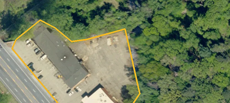 Crestwood Dr
