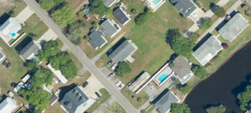 Woodland Dr