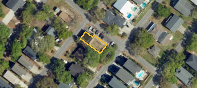 120 Pinewood Dr