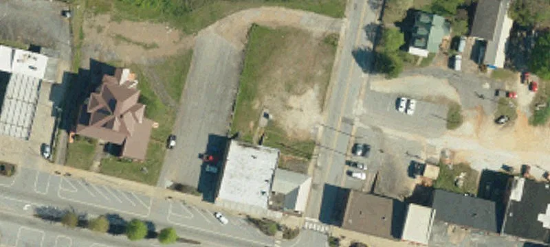 100 Main St