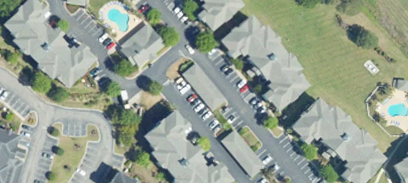 4889 Magnolia Pointe Ln