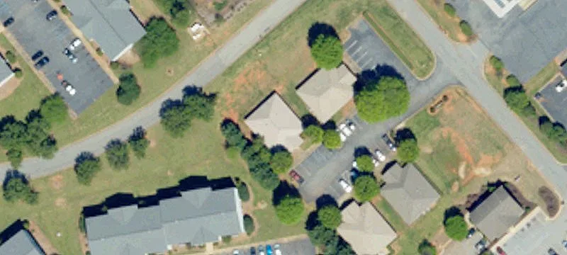 102 Clair Dr