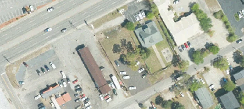1523 Hwy 17th S