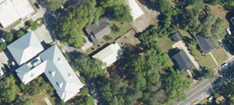902 Buck St