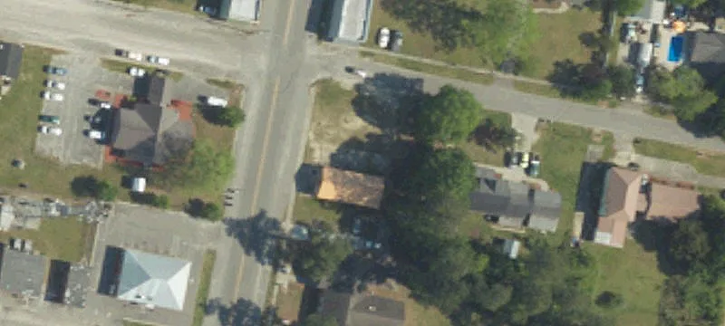 9th Main St Crn