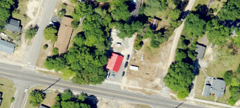 760 Hampton Ave