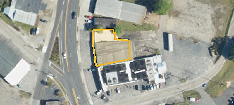 1804 Main St