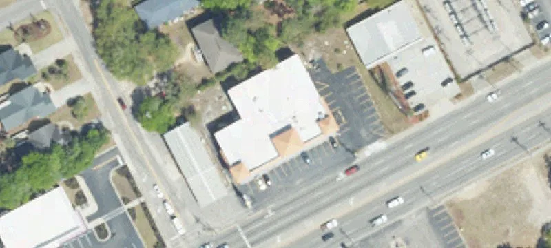 2606 Hwy 17th S