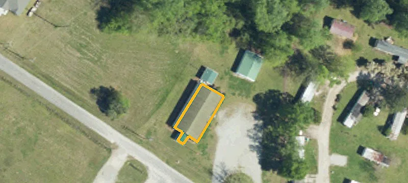 3945 Lk Dr