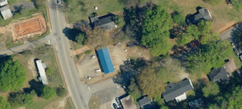 215 Oak Hwy