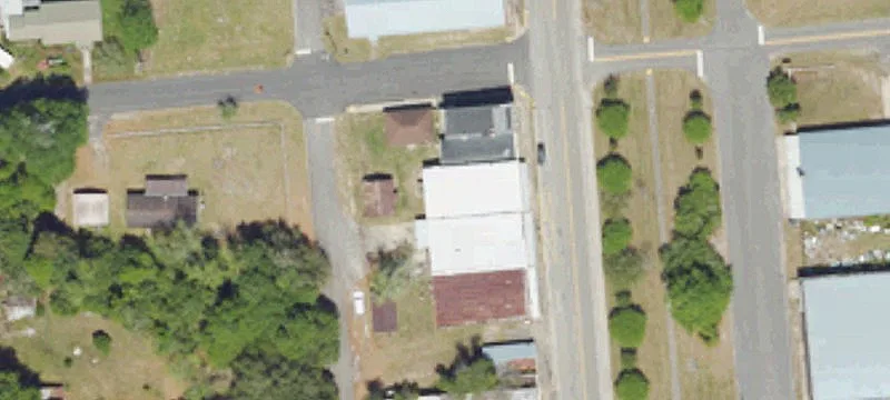 119 Railroad N Ave