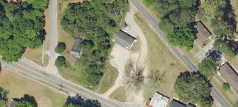 224 Railroad Ave