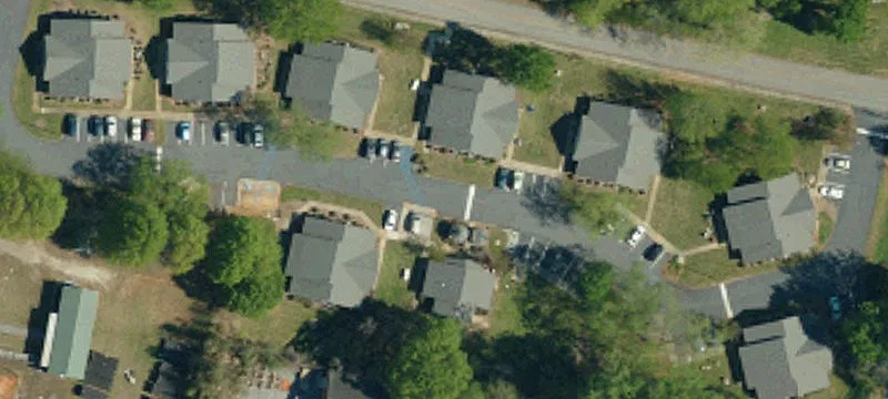 120 Autumnwood Ln