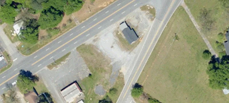 6136 Belton Hwy