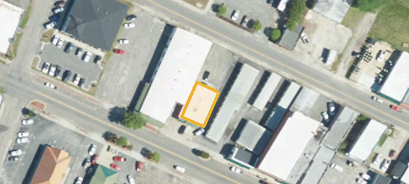 3925 Main St