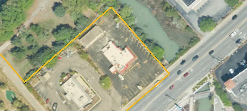 400 Kings Hwy