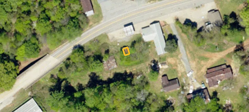 1041 Main St