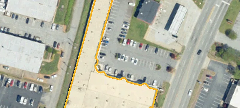 477 Haywood Rd
