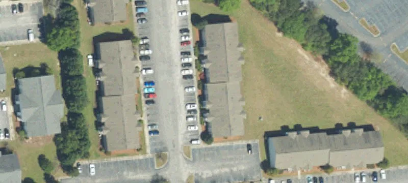 1350 Brittany Dr