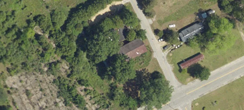 121 Oak St