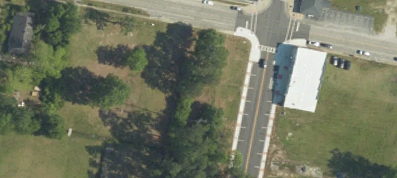 1141 Main St