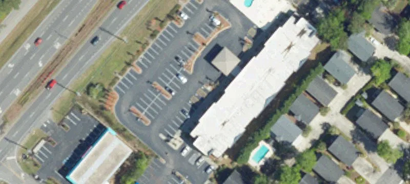 1205 Hwy 17th Nbus
