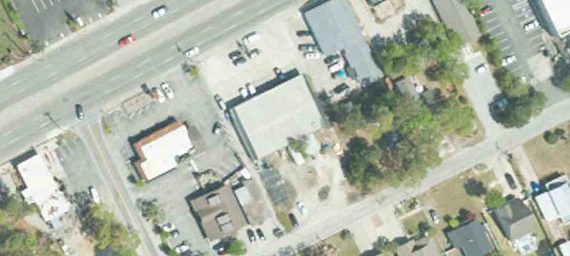 1502 Hwy 17th S