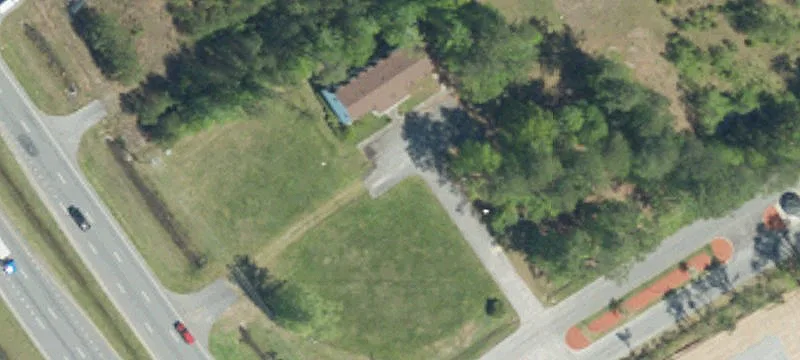 109 Charter Dr