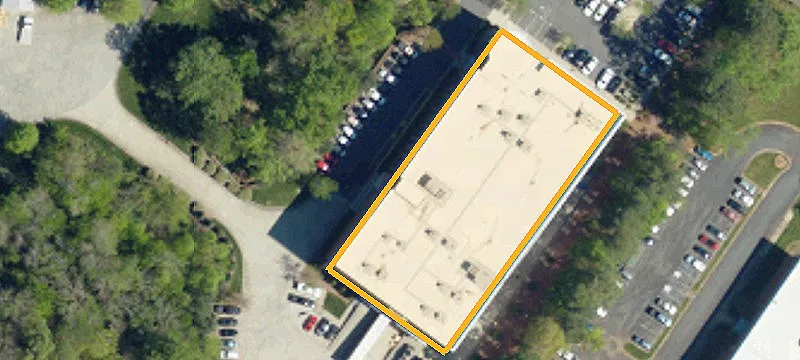 483 Lakeshore Pkwy