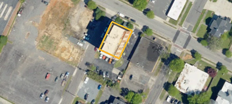 366 Main St