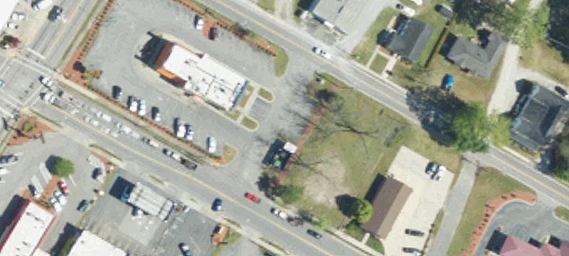 Main St