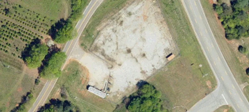 105 Cooper Rd