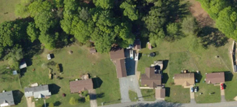 522 Leadmine Rd