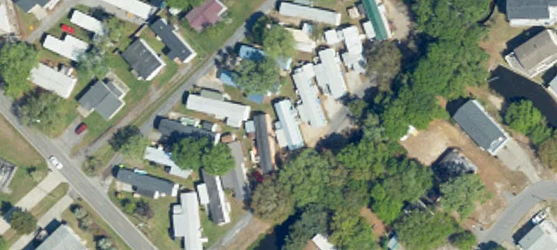1503 Channel Ln