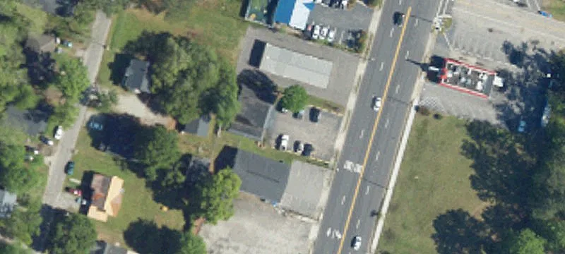 1905 Main St