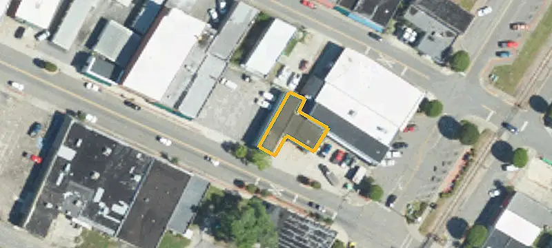 3999 Main St