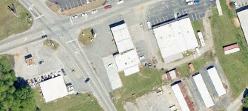 1525 Anderson Dr