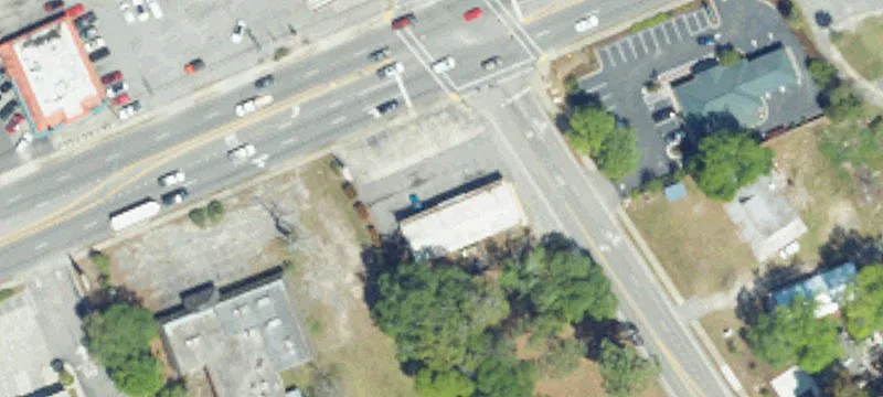 1598 Hwy 17