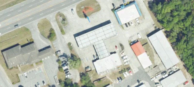1704 Hwy 17