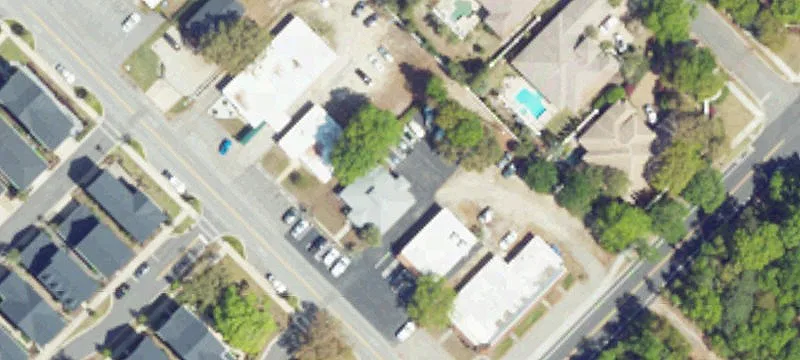 304 79th N Ave