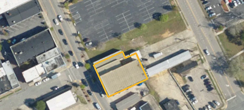 307 Main St