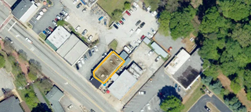 24 Main St