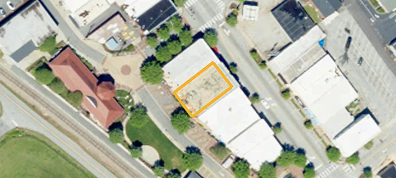 104 Main St