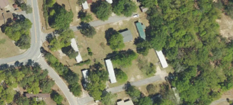 Community Dr
