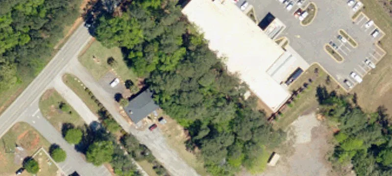 Columbia Ave
