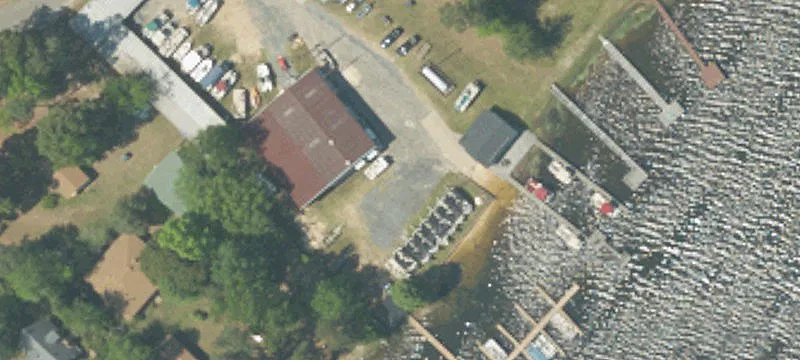 2058 Lk Shr Dr
