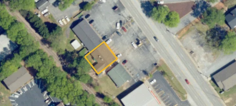 635 Main St